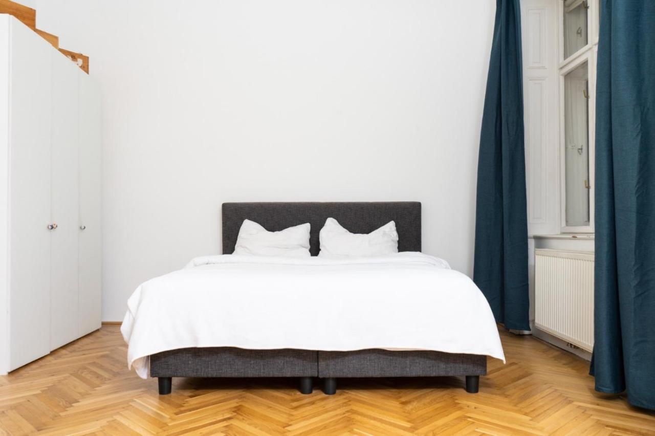 Altbauschatz Am Alsergrund, Naehe Innere Stadt Apartament